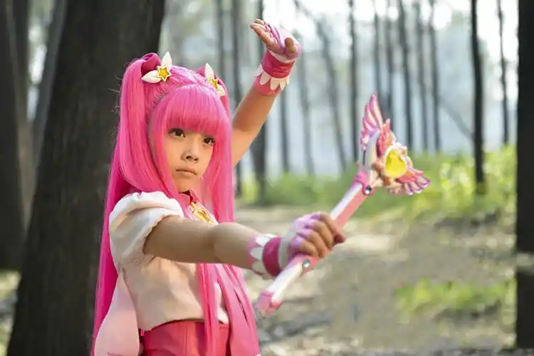 曾和赵今麦搭档,出演《巴啦啦小魔仙》的美雪,今15岁身高175