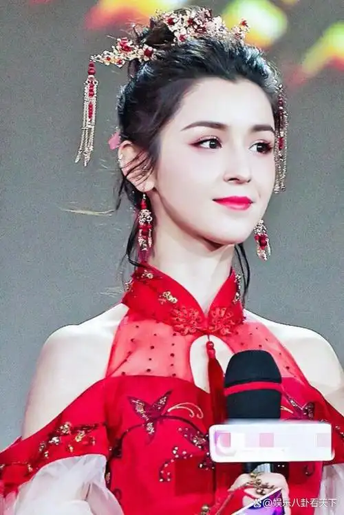 回顾新疆盛产美人10位风情女星个个貌似天仙甩白幼瘦几条街