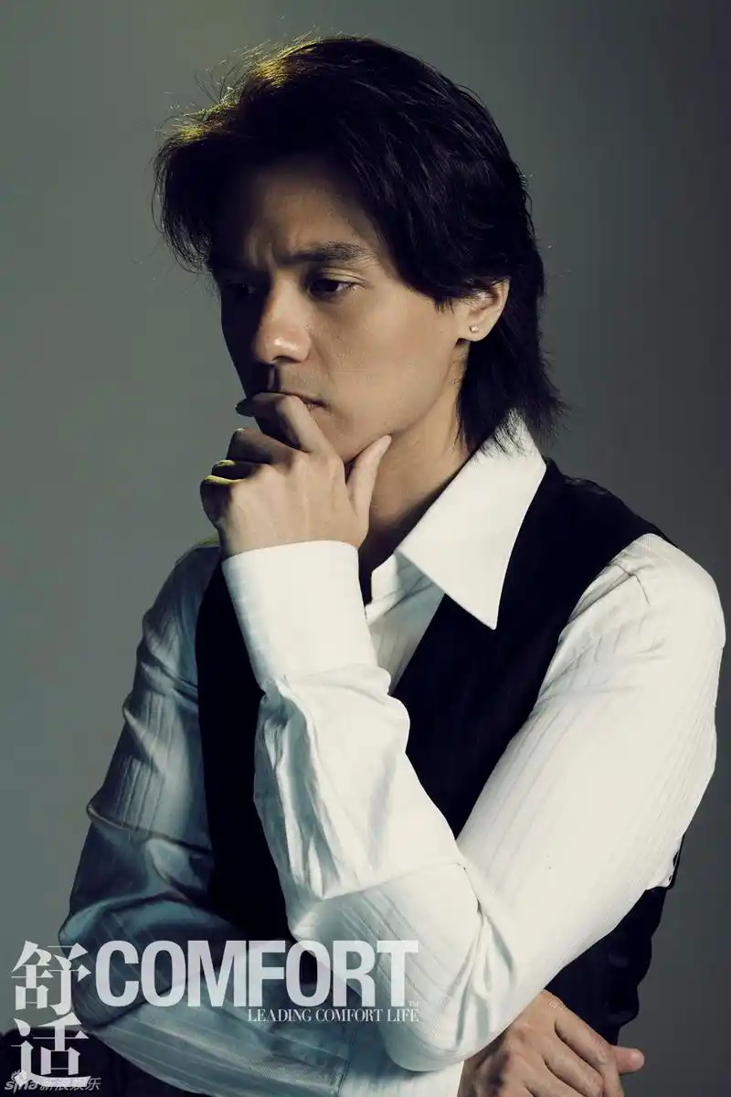 冯德伦深思熟虑