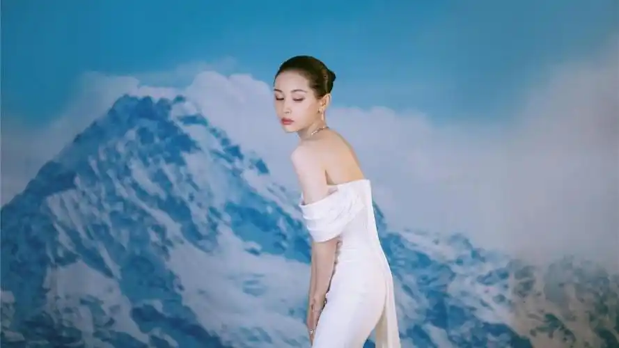 王子文妩媚性感迷人写真,高清壁纸图片,大陆明星-回车桌面