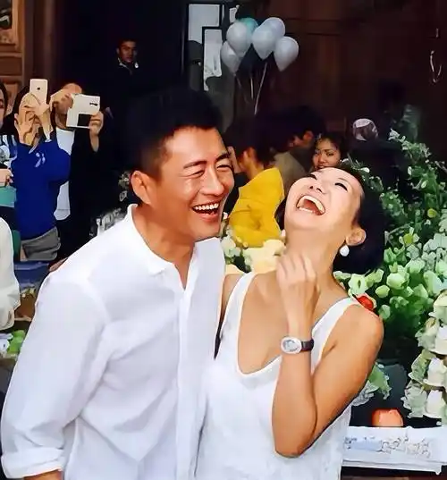 江珊与高曙光离婚19年终于在54岁的年纪收获迟来的真爱