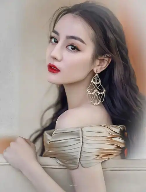 迪丽热巴壁纸迪迪子实在是太美了简直就是颜值天花板啊