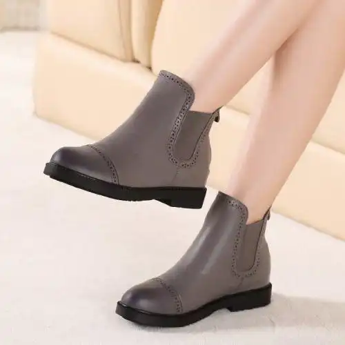 平底短靴女春秋单靴低跟及踝靴马丁靴裸靴切尔西真皮女靴休闲棉鞋