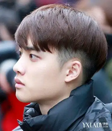 【图】齐刘海铲两边男发型 气质瓜子脸轻松搞定