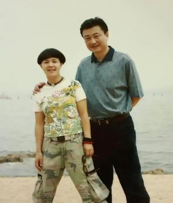 刘纯燕与王宁:33年恩爱如初,幽默与默契共谱幸福篇章 刘纯燕和王宁,一