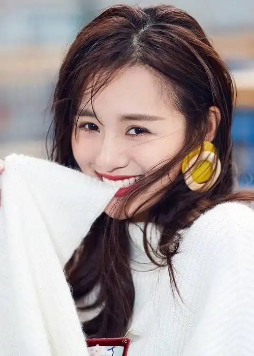 中国内地新生代潜力女演员安悦溪