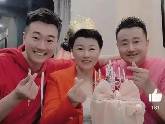 赵海燕的儿子闫猛,继承了父母的优良基因,在上戏就读,并为了演好戏而