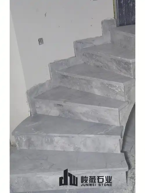 大理石楼梯