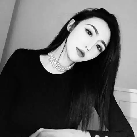 2022最潮最火女生头像霸气黑白是我没爱够还是放不下