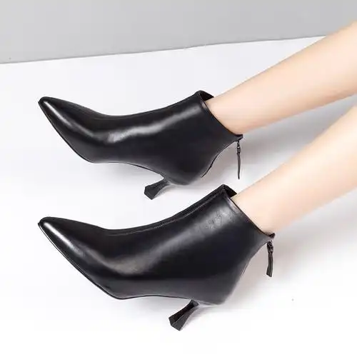 冬季新款子女高跟鞋真皮尖头牛皮鞋短靴