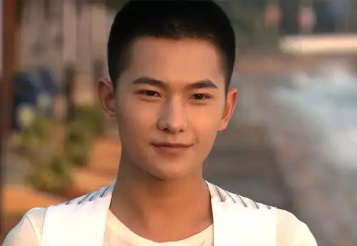 杨洋《花开半夏》完美谢幕 高富帅爱情踢铁板