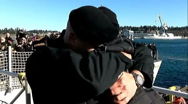 加拿大海军历史性的一刻!