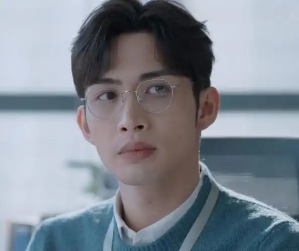 从《司藤》到《三分野》,张彬彬太适合偶像剧了,而且是百搭男神