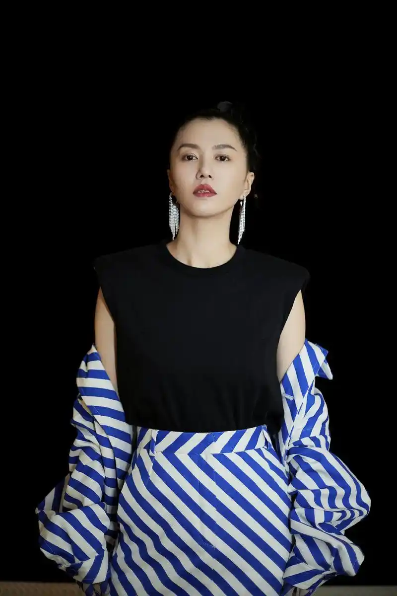 有潜质,可塑性很强的歌手——谭维维