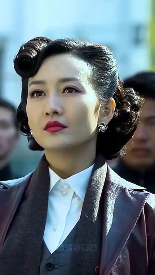 伪装者汪曼春扮演者王鸥