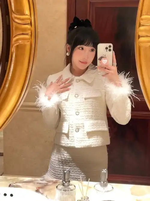 白秀珠千金贵气感外套真的是绝美