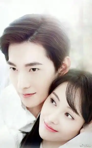 对比第一炉香的选角,郑爽杨洋的微微. 来自沸娱 - 微博