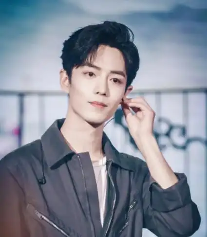 肖战童年照被曝,他就长这样?