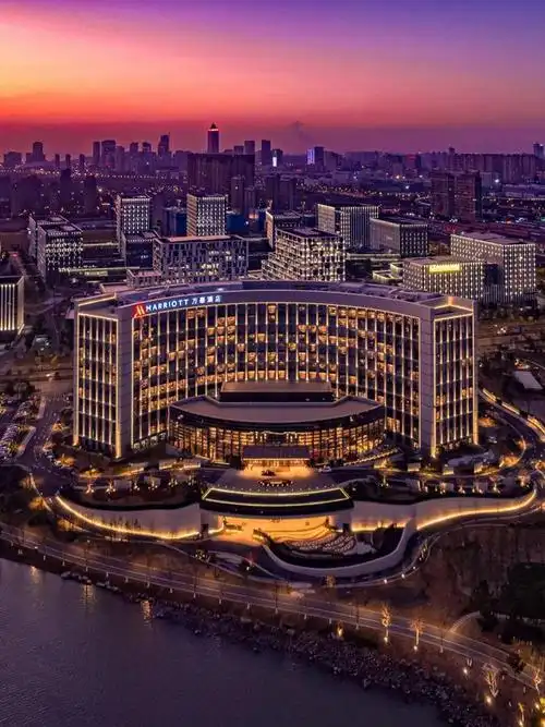 于南通首家万豪酒店私享湖畔美景探秘摩登旅居