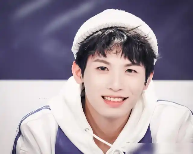 青春有你3十七一首光牵出小时候经历孙滢皓都听哭了