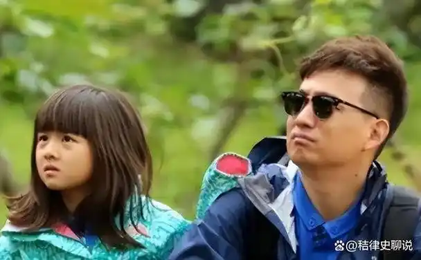 黄磊:人设崩塌,黑料不断,网友纷纷嘲讽吃相太难看