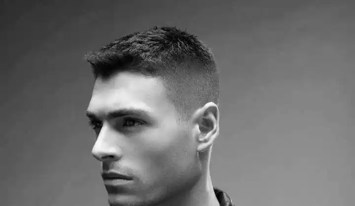 寸头最丑?夏季这3款发型不剪不行!