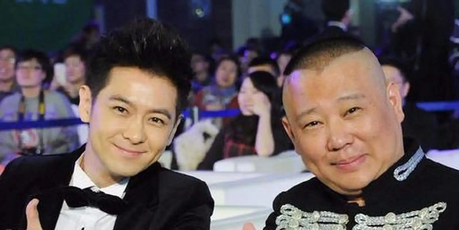 林志颖和郭德纲俩同龄人的合照每次看都感叹颜值的重要性