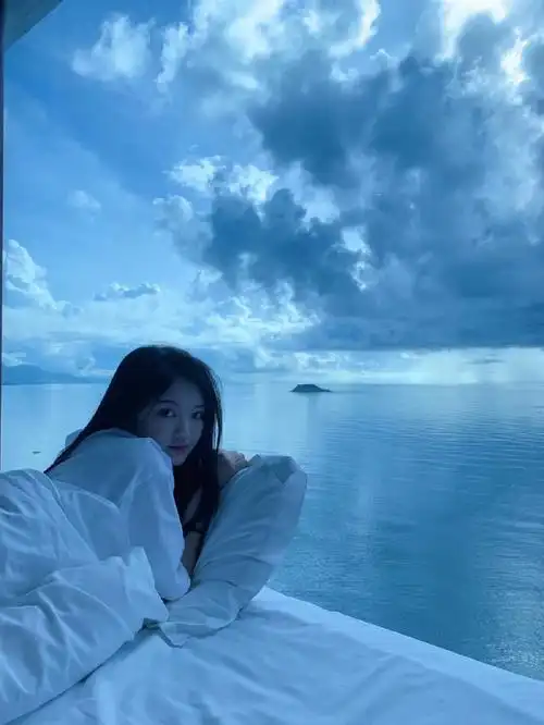 9292双月湾美女潜水75福利价