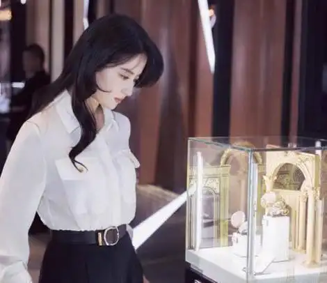 刘亦菲减肥成功!当年的那个"神仙姐姐"回来了