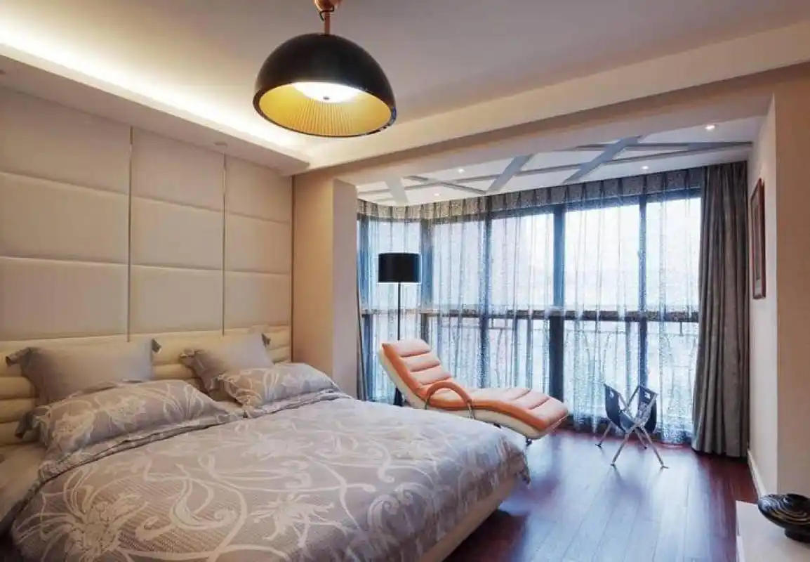 1米5阳台改卧室,实用攻略!