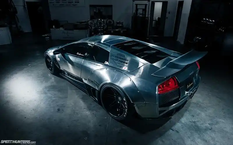兰博基尼murcielago sv车库金属高清壁纸