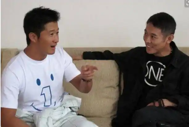 吴京临时退出娱乐圈,难道真是听了李连杰的忠告吗?