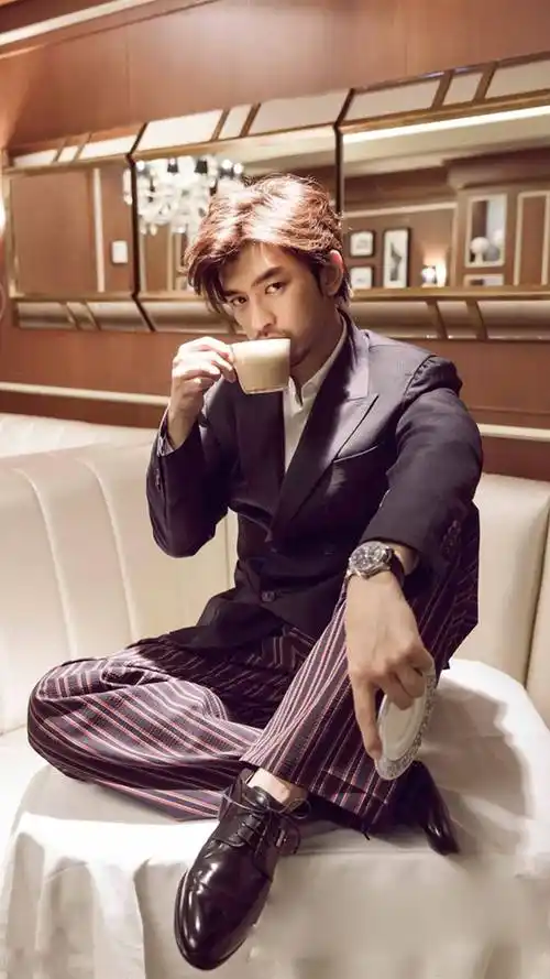 chen),1983年8月27日出生于台湾省台北市,中国台湾影视男演员