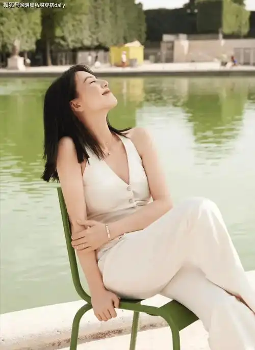 高圆圆这样穿好温柔,3套白色系穿搭简洁大方,自带高级感越看越耐人