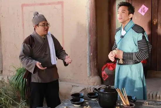 综合 angelababy 昨晚(11月28日),《奔跑吧兄弟》之敦煌沙漠行在腾讯