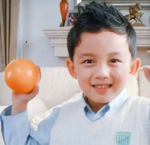 "情商代表"吴磊:化解热巴年龄焦虑,为谭松韵怒怼主持人_屈楚萧_妈妈