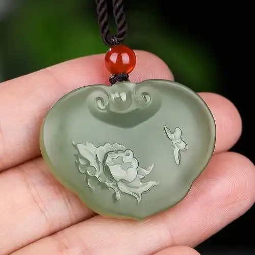 佳媛玉业和田玉浅青色花开富贵吊坠女士款玉玉石玉挂颈饰