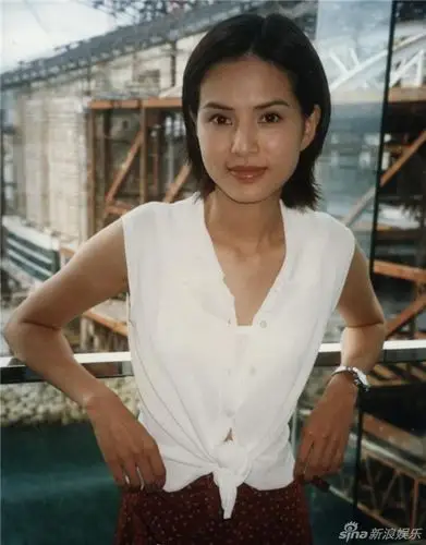 李若彤青涩旧照:清秀脱俗冷美人