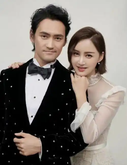 张歆艺袁弘一家五口感染新冠分 享感悟 - 内地新闻 - 中国综艺网 - 全