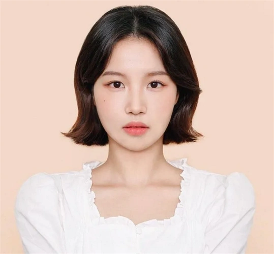 证件照发型范本 气质高颜值短发_场合发型 - 美发站