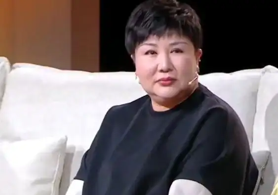 减肥成功模样随妈,手戴大金镯少爷派足|郭汾阳|王惠|郭麒麟|李鹤彪