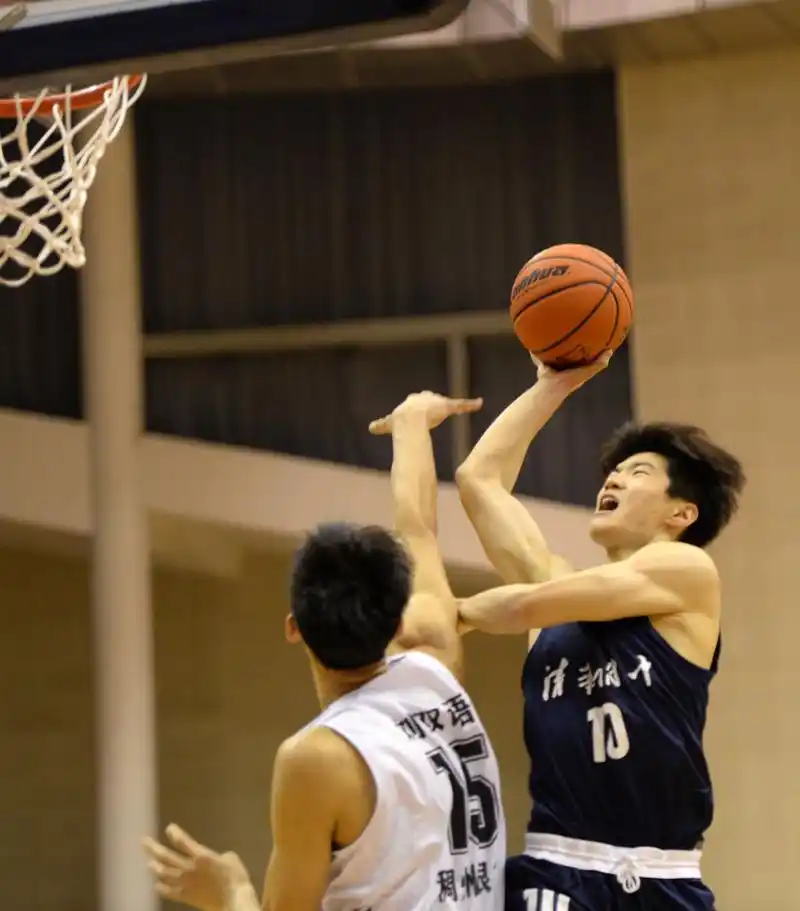 篮球——2021"星火杯"青少年篮球精英赛:清华附中队获冠军