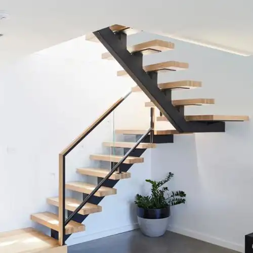 方管直梁楼梯室内木踏板简约复式风格直梯佛山厂家定制