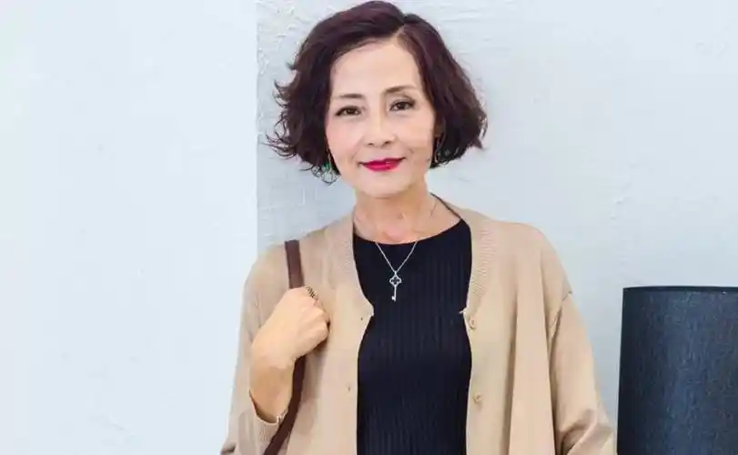 50岁女人最好放弃黑长直吧!这几位漂亮大妈精致短发,优雅又减龄