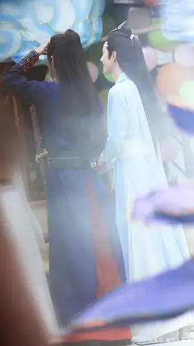 《陈情令》肖战王一博背影大合集,每一幅都是名场面,我不淡定了