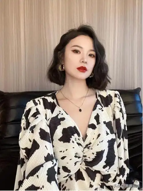 今年这3种齐肩烫发火了比长发洋气比短发显脸小真美