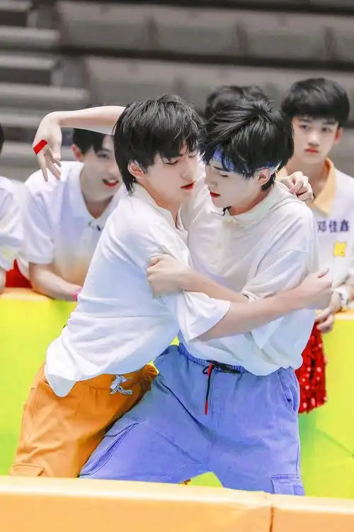 宋亚轩张真源磕死我了