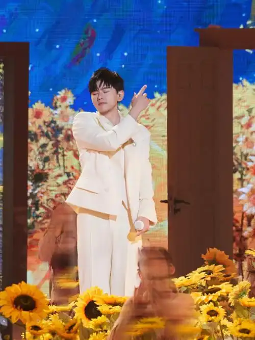 张杰鲜艳的狂想卫视首唱