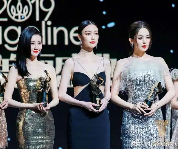 娜扎景甜倪妮高清合照谁赢了