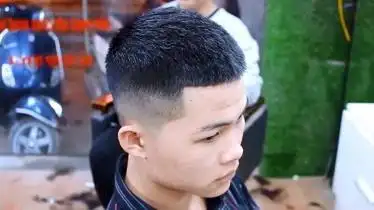 很帅气的"瓜子头"发型,简约好打理,越来越多男生指